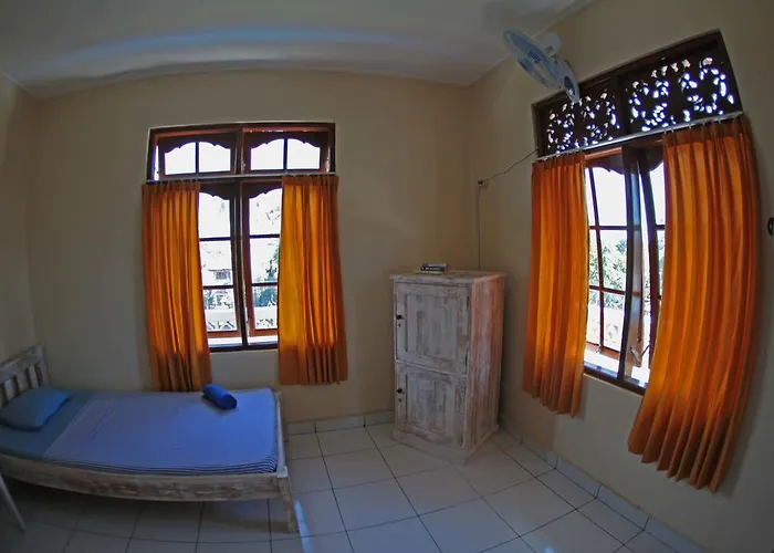 Surfers House بيت ضيافة