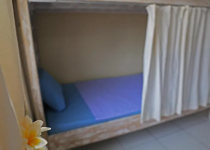 Surfers House بيت ضيافة *