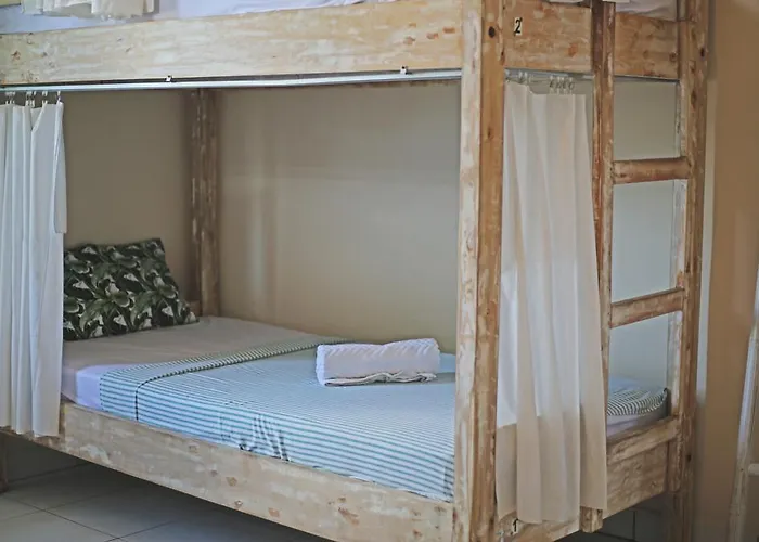 Surfers House بيت ضيافة